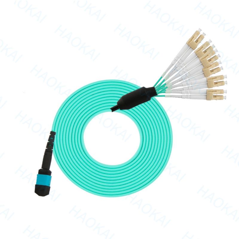 Breakout MPO OM3 Patch Cord LC Connector کابل های پیچ فیبر نوری چند حالت